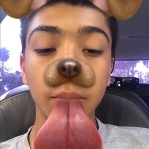 Meet your Posher, Luis